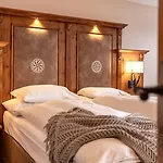 Belarosa Suiten&wellness Hotel Arosa