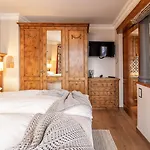 Belarosa Suiten&wellness Hotel 4*