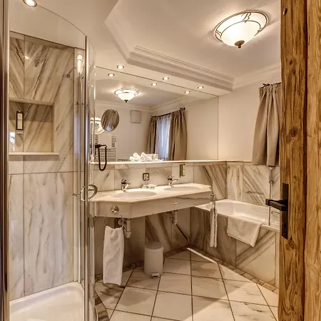 Belarosa & Wellness Hotell Arosa