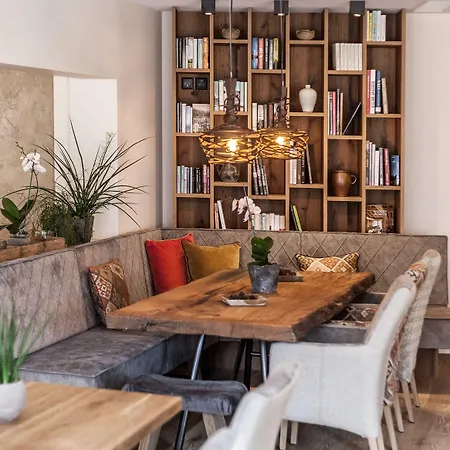 Belarosa & Wellness Hotell 4*