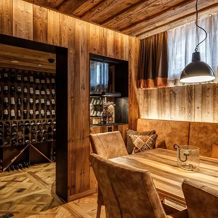 Belarosa Suiten&wellness 4*